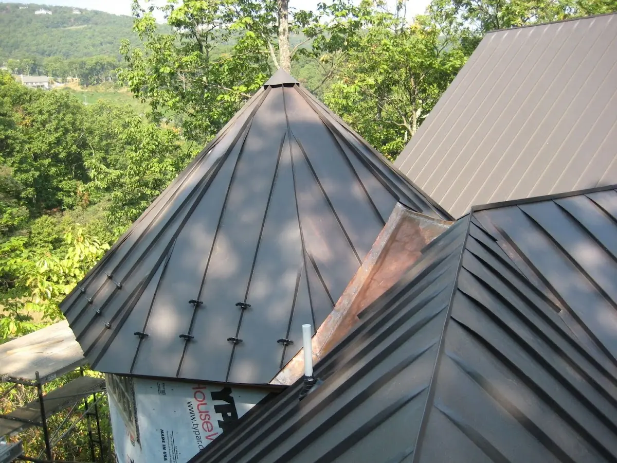Professional Shingle Replacement & Repair by Craftsman Roofing in Phillipsburg